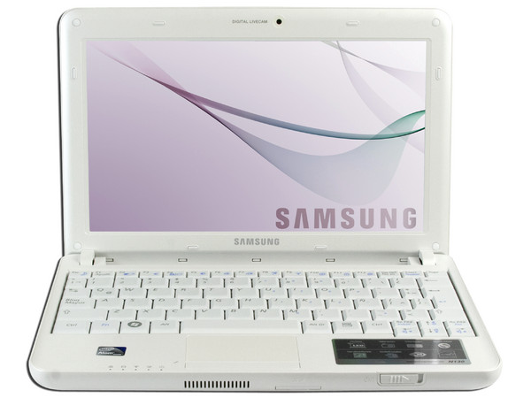 Netbook Samsung Mini N130:
Procesador Intel Atom N270 (1.60 GHz),
Memoria de 1GB DDR II,  DD 160GB,
Pantalla de 10.1
