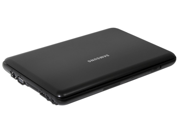Netbook Samsung Mini N130:
Procesador Intel Atom N270 (1.60 GHz),
Memoria de 1GB DDR II, Disco Duro 160GB,
Pantalla de 10.1