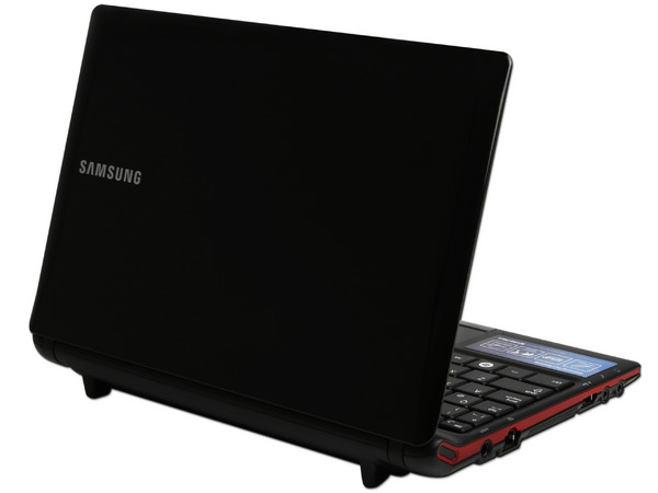 Netbook  Samsung Mini NP-N150-JP01MX:
Procesador Intel Atom N450 (1.66 GHz),
Memoria de 2GB DDR II, DD 250GB,
Pantalla de 10.1