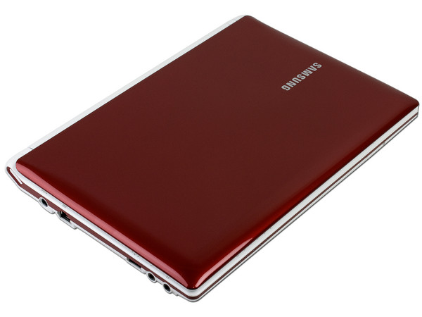 Netbook  Samsung Mini NP-N150-JP0FMX:
Procesador Intel Atom N455 (1.66 GHz),
Memoria de 2GB DDR II, DD 250GB,
Pantalla LCD de 10.1