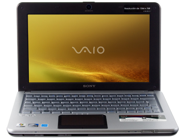 Netbook Sony Vaio:
Procesador Intel Atom N280 (1.66 GHz),
Memoria de 1GB DDR II,  Disco Duro 250GB,
Pantalla de 10.1