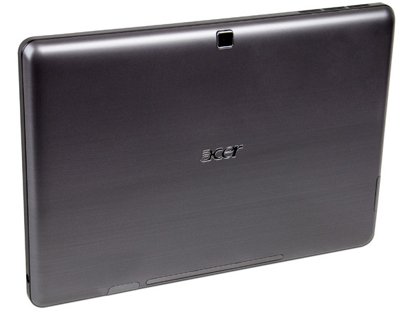 Tablet/Netbook Acer Iconia Tab (W500-BZ610): 
Procesador AMD Dual-Core C-50 (1.0 GHz), 
Memoria de 2GB DDR3, D.D. 32GB, 
Pantalla Multi-touch LED de 10.1