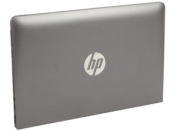 Laptop 2 en 1  HP X2 210 G1: 
Procesador Intel Atom X5-Z8300 (1.84 GHz), 
Memoria de 2GB DDR3,
EMMC de 32 GB, 
Pantalla Touch LED de 10.1