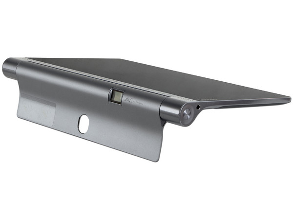 Tablet Lenovo Yoga Tab 3 Pro (ZA0F0045MX):
Procesador Intel Atom x5-Z8500 (hasta 2.24 GHz),
Memoria de 2GB, Almacenamiento de 32GB,
Pantalla de 10’’, Proyector integrado,
Red WiFi 802.11 b/g/n Bluetooth 4.0,
Android 5.1.