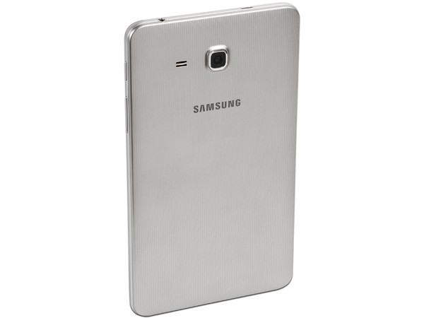 Tablet Samsung Galaxy Tab A6:
Procesador Quad-Core(1.30 GHz),
Memoria RAM de 1.5GB, Almacenamiento de 8GB,
Pantalla de 7