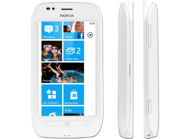 Smartphone Nokia Lumia 710 con Pantalla Touch, Cámara de 5MP, conexión Wi-Fi y S.O. Windows Phone 7.5. Región 4