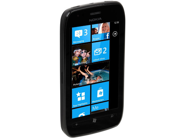 Smartphone Nokia Lumia 710 con Pantalla Touch, Cámara de 5MP, conexión Wi-Fi y S.O. Windows Phone 7.5. Región 4