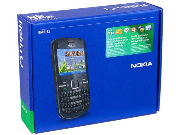 Celular Nokia C3 con teclado QWERTY, cámara de 2 MP y conexión Wi-Fi. Color Dorado. Región 4