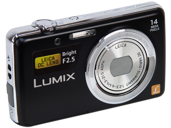 Cámara Fotográfica Digital Panasonic Lumix FH6, 14.1 MP, Zoom Óptico 5x, video HD.