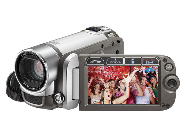 Cámara de Video Canon FS200 Plateada, Zoom Avanzado de 41x, graba en Memorias SDHC