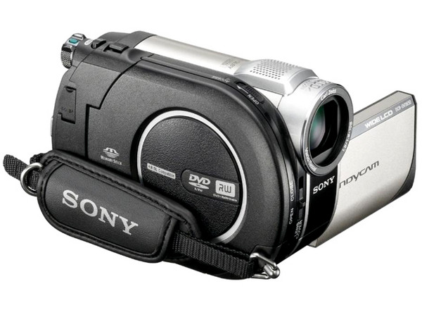 Cámara de Video Sony DCR-DVD650, Zoom Óptico 60x, MiniDVD  