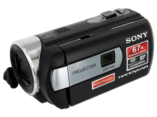 Cámara de Video con Proyector Integrado Sony, Zoom Óptico 57x, graba en Memorias Memory Stick y SDXC.