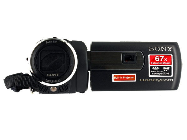 Cámara de Video con Proyector Integrado Sony, Zoom Óptico 57x, graba en Memorias Memory Stick y SDXC.