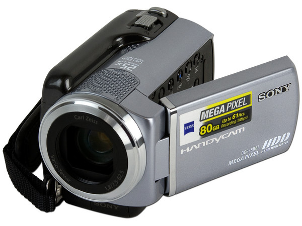 Cámara de Video Sony Handycam DCR-SR87, Graba en Disco Duro de 80GB