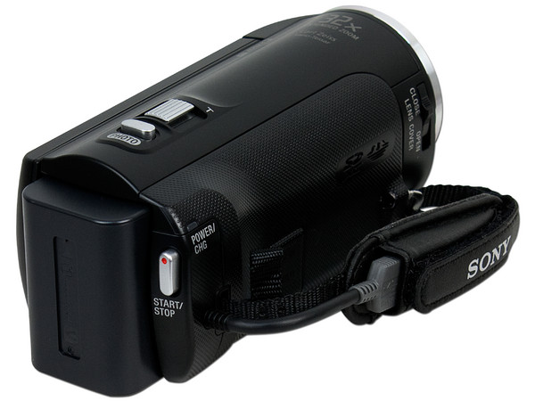 Cámara de Video Sony Full HD 1080, Zoom Óptico 32x, graba en Memorias Memory Stick Pro Duo y SDXC.