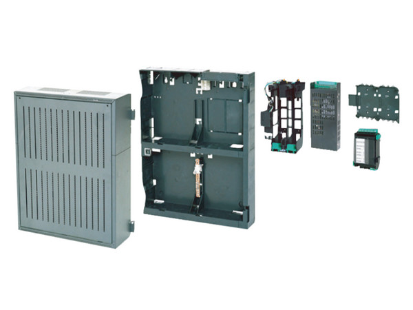 Fuente de poder Boshc FPP-5000, salida de 24V 6A.