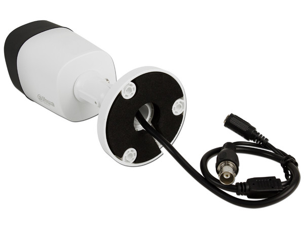 Kit de seguridad Trihibrido Dahua con DVR y 8 cámaras tipo bullet.