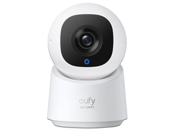 Cámara de Seguridad Interior EUFY C220, Con Audio Bidireccional, Control Remoto desde App, Ideal para Vigilancia Doméstica.