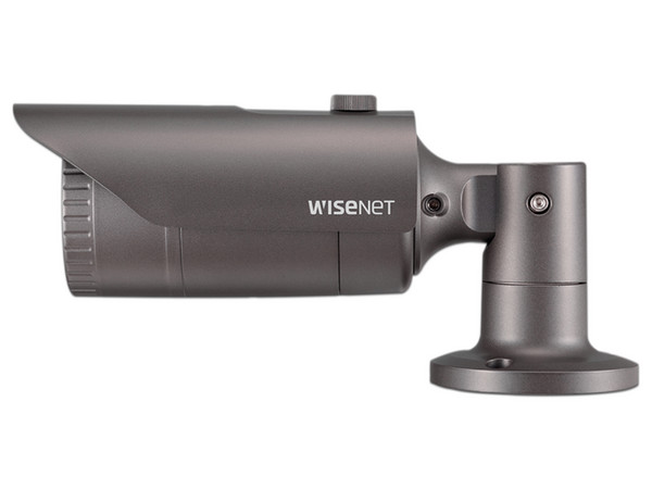 Cámara IP de vigilancia Hanwha QNO-8020R, Tipo Bala de 5MP, Lente 4mm, IR hasta 25M, Exterior, IP66, PoE, Antivandálica.