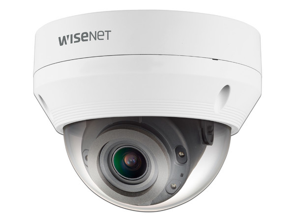 Cámara IP de vigilancia tipo Domo Hanwa Techwin America QNV-6082R, 2MP, IP66, IK10, IR hasta 30m, PoE, Ranura MicroSD. Color Blanco.
