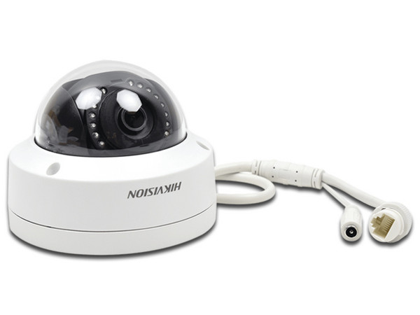 Cámara de vigilancia tipo domo Hikvisión, lente de 2.8mm, IP67 IR 30m. Color Blanco.