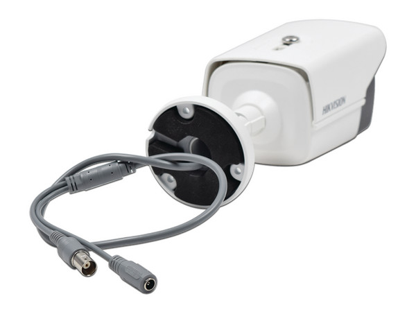 Cámara de vigilancia Hikvision de alta definición 720p con IR de hasta 40m. Color blanco.