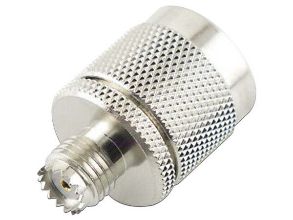 Adaptador en Línea RF Industries de Mini-UHF (H) a N (M). Color Plata.