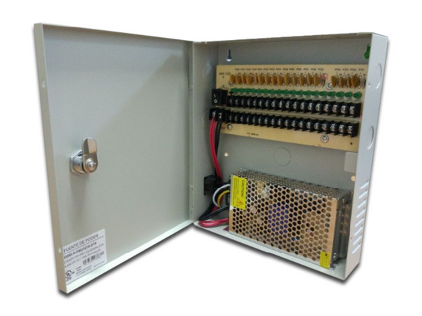 Fuente de poder regulada Saxxon PSU1210D18 de 12V, 10A con distribución para 18 cámaras.
