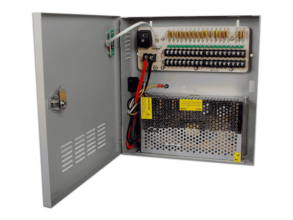 Fuente de Poder Saxxon PSU1220D18 con distribuidor de Energía para 18 Cámaras, Salida 12V, Máxima Corriente 20A.