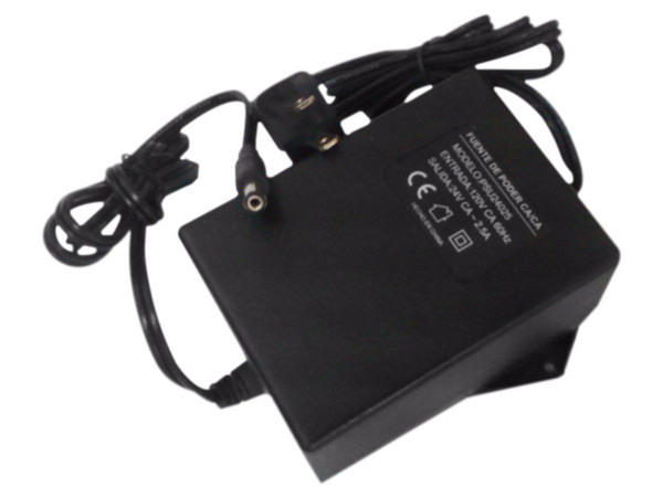 Fuente de Poder Regulada Saxxon para Equipos de CCTV, 24 V - 2.5 A.