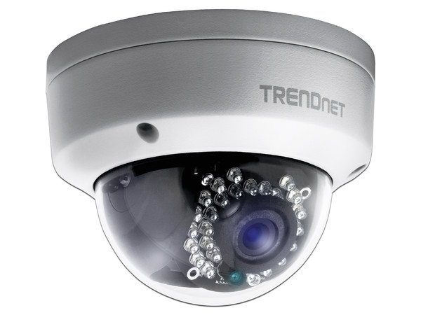 Cámara de vigilancia TRENDnet tipo domo para exterioires/interiores, Resolución HD de 1.3 MP, PoE, IR hasta 25m, IP66.