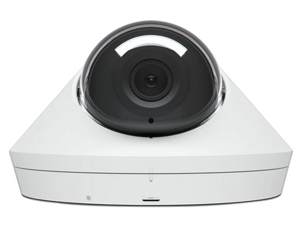 Cámara domo Ubiquiti UVC-G5-DOME, 4MP, visión nocturna hasta 9m, compresión H.264, alimentación PoE, micrófono integrado, administrable a través de interfaz web.