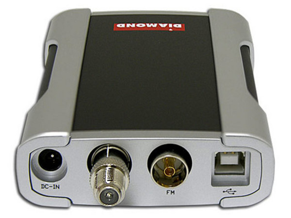 Dispositivo Diamond Xtreme TV USB 2.0, Captura de Video y Sintonizador de TV con Control Remoto.