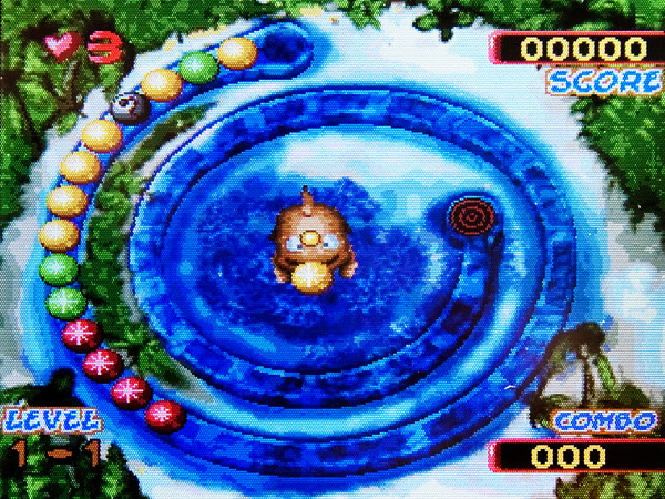 Genius Pocket Game Heeha 100 con 30 juegos a color tipo arcade clásicos instalados.
