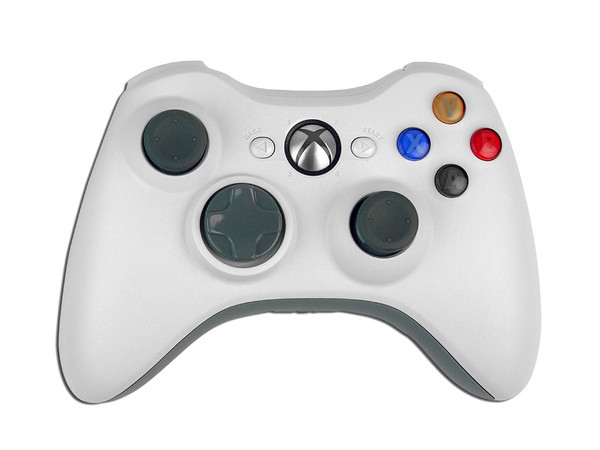 Microsoft Xbox 360 de 60GB, Incluye los Juegos Kung Fu Panda y LEGO Indiana Jones
