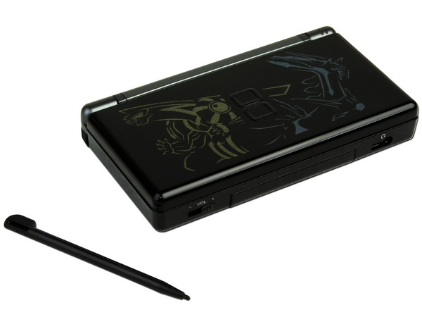 Consola Portátil Nintendo DSi Negra Pokemon. (Reconstruida)