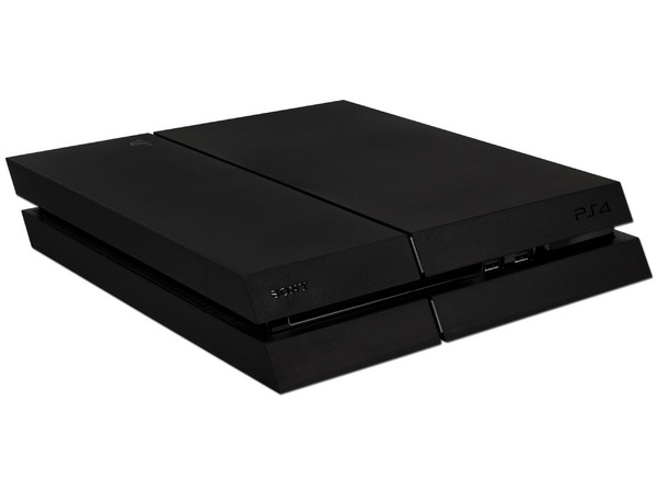 Consola Sony PlayStation 4 con juego FIFA 16