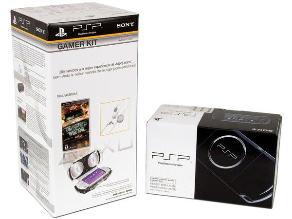Gamer Kit de Consola Sony PSP-3010, Audifonos, Estuche de viaje y Juego(Twisted Metal: Head-On).