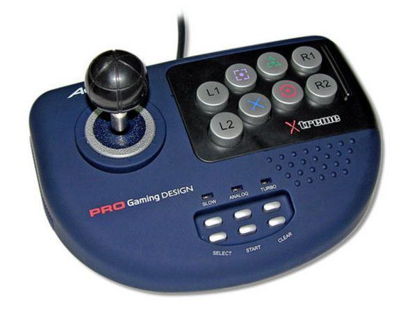 Control tipo ARCADE Xtreme Player, 8 botones programables, vibración, Compatible con PS2 y PC (USB).