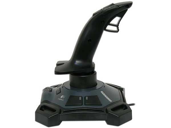 Joystick Logitech Attack 3 con 11 botones, USB