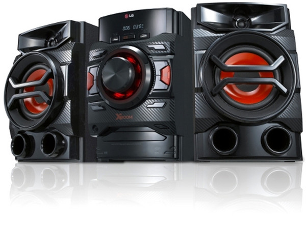 Mini componente LG CM4340B con 220w potencia RMS, 2 puertos USB y Bluetooth.