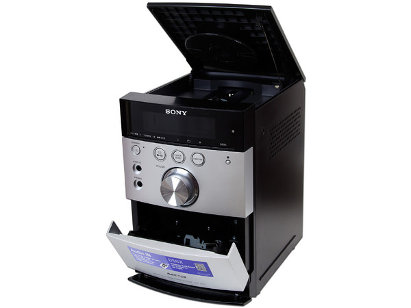 Micro Componente Sony, CD, MP3, Casette, Audio In, Radio, 10W RMS.