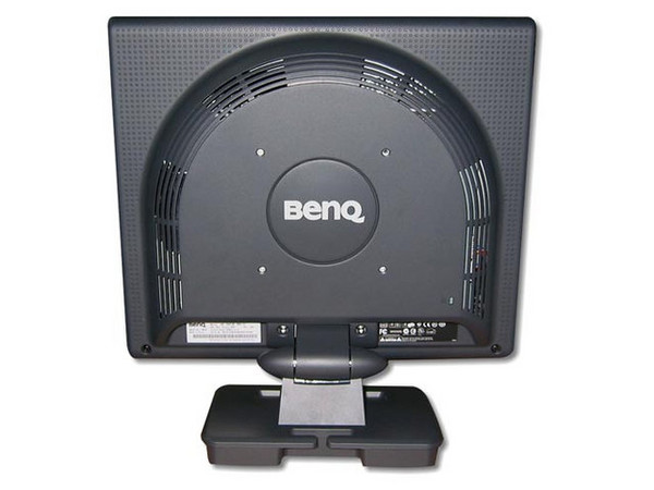 Monitor LCD BenQ FP567S de 15Pulg. con Bocinas. Color Negro/Plata