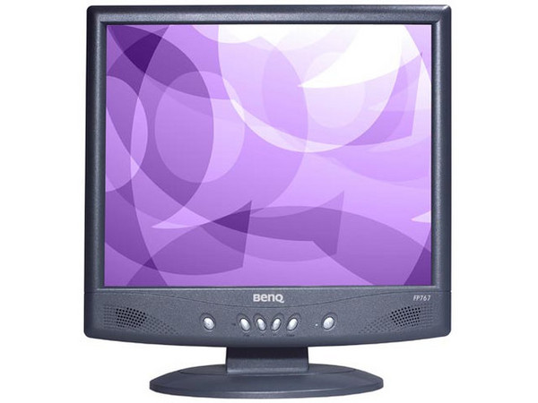 Monitor LCD BenQ FP767 de 17Pulg. Color Negro, con Bocinas Integradas.