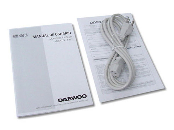 Monitor Daewoo 531X de 15 pulgadas.