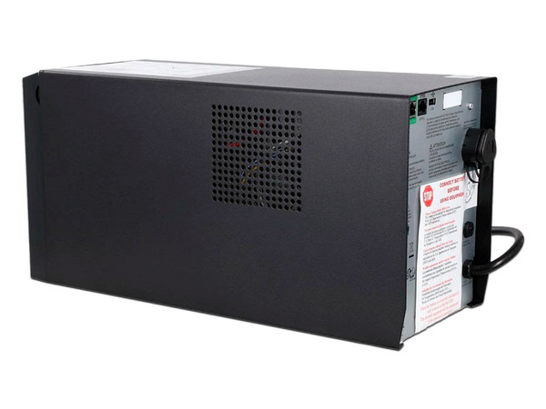 No-Break APC SMC1000C de 1000VA/600W, de 8 contactos, 120V.