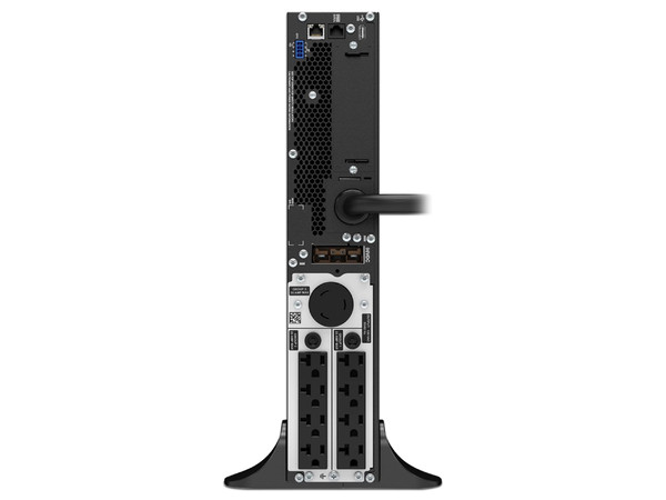 APC Smart-UPS SRT3000XLA de 3000VA (2700 Watts) con 8 contactos NEMA 5-20R.
