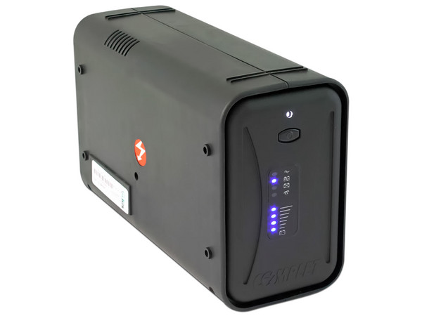 No Break Complet ERI-5-059 de 1500VA (750W), 10 contactos de respaldo/regulación y supresión de picos.
