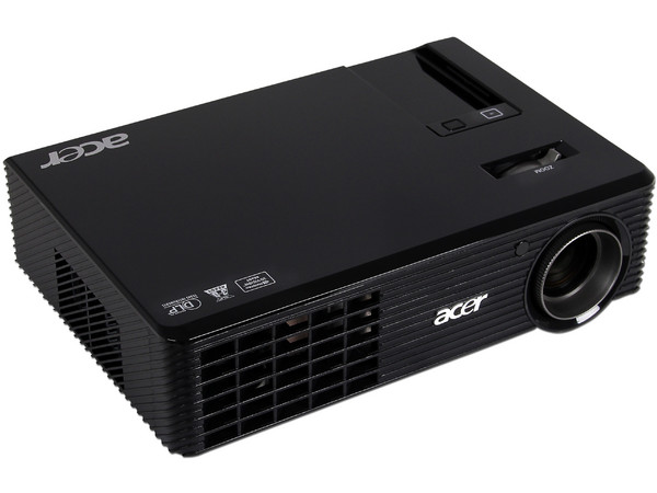 Proyector Acer X1261P, Resolución de 1024 x 768 y 2700 ANSI Lumens, 3D ready.
