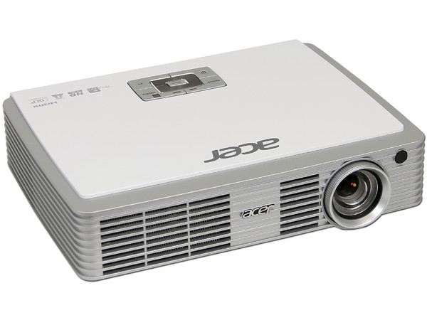Proyector Acer K330 LED, HD Widescreen (1280x800), HDMI, 500 ANSI-Lumens.
Reproduce Videos, MP3s y Fotos desde memorias USB/SD.